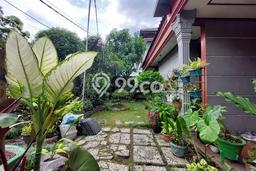 For Sale! Luxury House LT 352m2 Desain Modern di Turangga For Sale! Luxury House LT 352m2 Desain Modern di Turangga