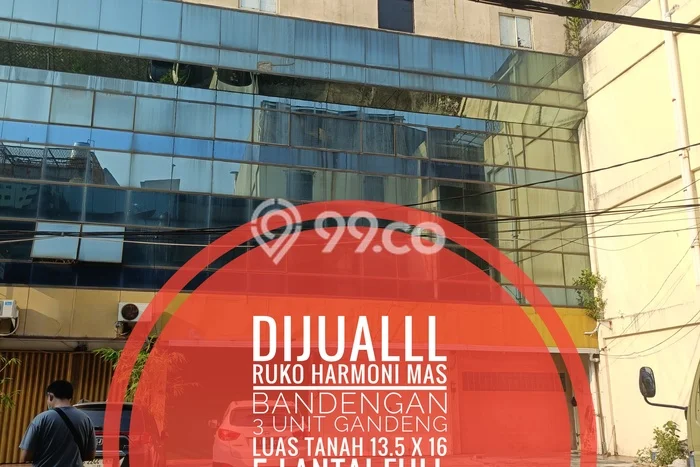 Unit Ruko Dijual di Jakarta Utara LT 216m2 & LB 950m2 Unit Ruko Dijual di Jakarta Utara LT 216m2 & LB 950m2