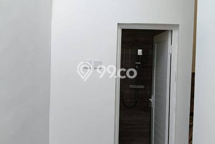 Rumah Luas Asri 2 KT Siap Pakai di Kaliabang Bekasi Rumah Luas Asri 2 KT Siap Pakai di Kaliabang Bekasi