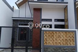 Rumah Luas Asri 2 KT Siap Pakai di Kaliabang Bekasi Rumah Luas Asri 2 KT Siap Pakai di Kaliabang Bekasi