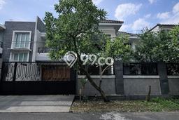 Jual Rumah Mewah Megah Dengan View Eksklusif di Pondok Indah, Jakarta Selatan Jual Rumah Mewah Megah Dengan View Eksklusif di Pondok Indah, Jakarta Selatan