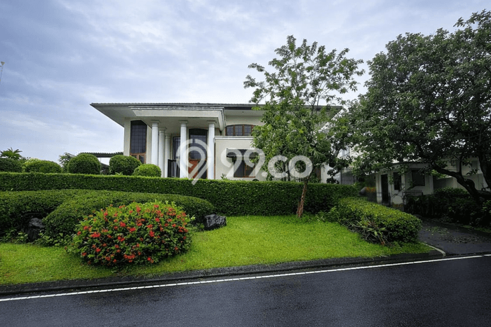 Rumah Elit Modern Siap Huni di Pondok Indah Jakarta Selatan Rumah Elit Modern Siap Huni di Pondok Indah Jakarta Selatan