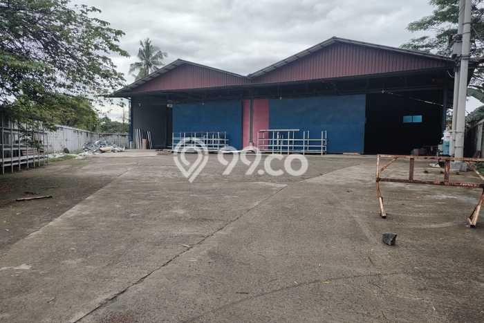 AREA PROSPEKTIF! Gudang Kawasan Sentul City, Luas 900m², Lokasi Strategis AREA PROSPEKTIF! Gudang Kawasan Sentul City, Luas 900m², Lokasi Strategis