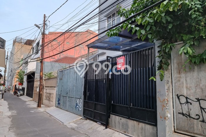 Ruko Komersial Dijual di Sawah Besar Jakarta Pusat LT 90m2 & LB 278m2 Ruko Komersial Dijual di Sawah Besar Jakarta Pusat LT 90m2 & LB 278m2