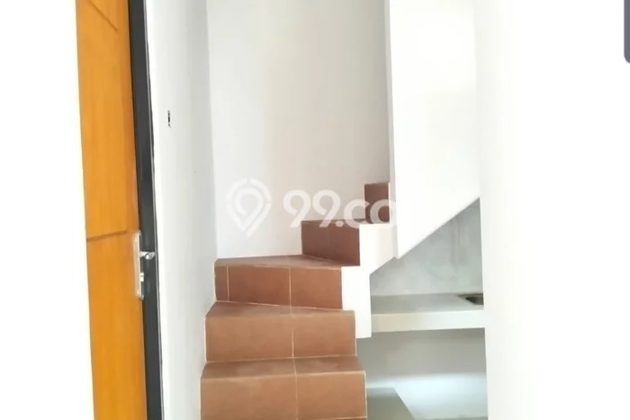 Rumah Modern Cantik 3 KT Siap Huni di Ciracas Rumah Modern Cantik 3 KT Siap Huni di Ciracas