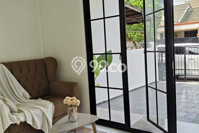Rumah Minimalis LB/LT 150m2/98m2 Dijual di BSD Nusaloka, Tangerang Rumah Minimalis LB/LT 150m2/98m2 Dijual di BSD Nusaloka, Tangerang