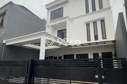 Siap Huni Rumah Mewah 5 Kamar di Pagedangan Dekat ke Mana Pun Siap Huni Rumah Mewah 5 Kamar di Pagedangan Dekat ke Mana Pun