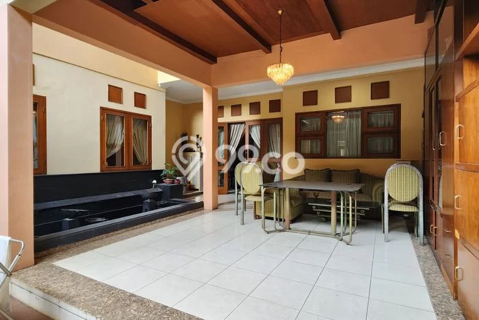 Hunian Elit LB 400m2 Siap Huni Desain Elegan di Pejaten, Jakarta Selatan Hunian Elit LB 400m2 Siap Huni Desain Elegan di Pejaten, Jakarta Selatan