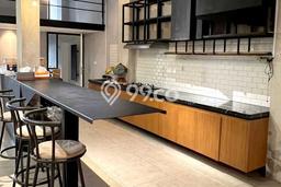 Ready to Use! Premium House LT 188m2 Desain Elegan di Kemang Ready to Use! Premium House LT 188m2 Desain Elegan di Kemang