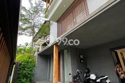 Dijual Rumah Luas Elegan Dengan View Eksklusif di Pondok Indah, Jakarta Selatan Dijual Rumah Luas Elegan Dengan View Eksklusif di Pondok Indah, Jakarta Selatan