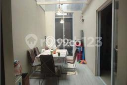 For Sale Hunian Rumah Terawat 3 Kamar di BSD, Tangerang For Sale Hunian Rumah Terawat 3 Kamar di BSD, Tangerang