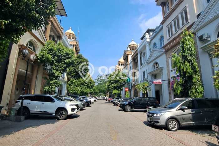 Untuk Dijual! Ruko di Pantai Indah Kapuk Jakarta Utara LT 68m2 / LB 270m2 Kawasan Strategis Untuk Dijual! Ruko di Pantai Indah Kapuk Jakarta Utara LT 68m2 / LB 270m2 Kawasan Strategis