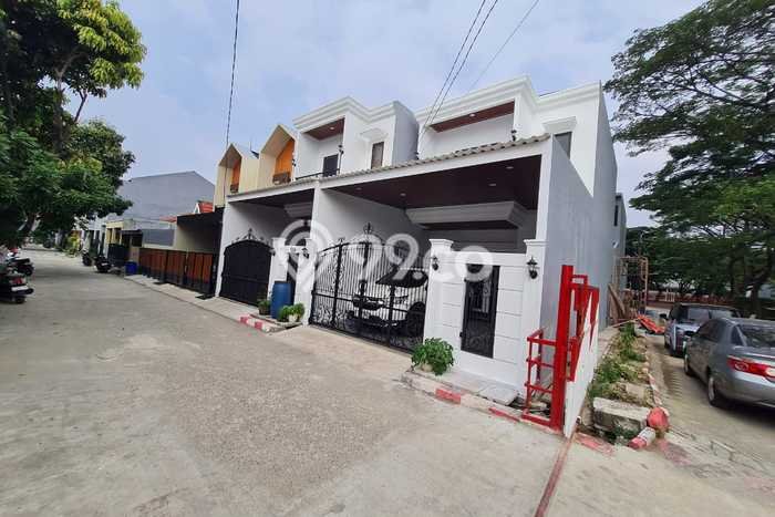 Dijual Rumah 3 Kamar Lokasi Ideal Bagus dan Strategis di Karawaci Dijual Rumah 3 Kamar Lokasi Ideal Bagus dan Strategis di Karawaci