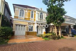 Ready to Use! Luxury House LT 180m2 Desain Elegan di Gading Serpong Ready to Use! Luxury House LT 180m2 Desain Elegan di Gading Serpong