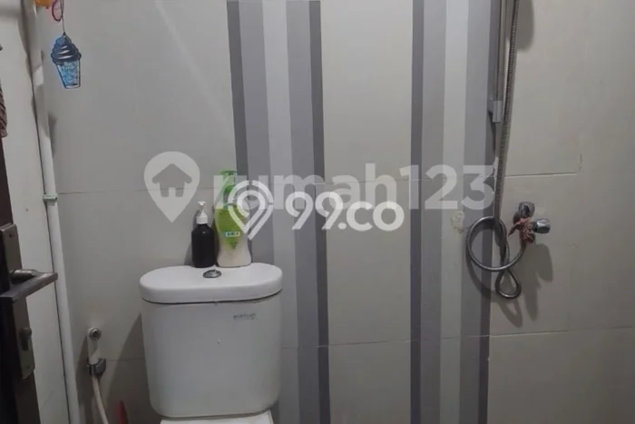 For Sale! Luxury House LT 126m2 Desain Elegan di Bendungan Hilir For Sale! Luxury House LT 126m2 Desain Elegan di Bendungan Hilir