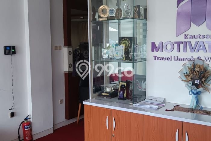 Unit Ruko Dijual di Jakarta Selatan LT 169m2 & LB 294m2 Unit Ruko Dijual di Jakarta Selatan LT 169m2 & LB 294m2