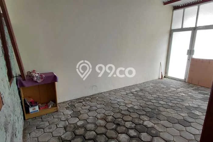 Disewakan! Rumah 3 Kamar Tidur &
1 Kamar Mandi di Bandung Kota, Bandung Disewakan! Rumah 3 Kamar Tidur &
1 Kamar Mandi di Bandung Kota, Bandung
