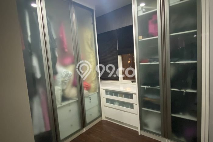Rumah Elit Modern Siap Huni di Tanjung Duren Selatan Jakarta Barat Rumah Elit Modern Siap Huni di Tanjung Duren Selatan Jakarta Barat