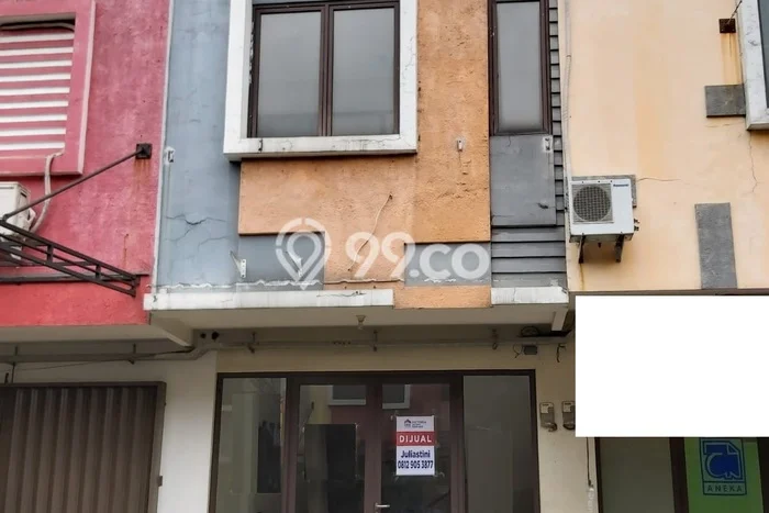Ruko Bagus Dijual LB 86m2 Lokasi Strategis Jakarta Timur Area Cocok untuk Berbisnis Ruko Bagus Dijual LB 86m2 Lokasi Strategis Jakarta Timur Area Cocok untuk Berbisnis