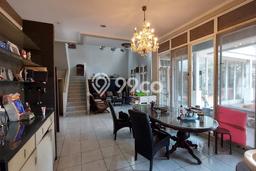 Jual Rumah Luas Elegan Dengan View Eksklusif di Alam Sutera, Tangerang Jual Rumah Luas Elegan Dengan View Eksklusif di Alam Sutera, Tangerang