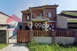 Rumah Strategis area Karangploso, Malang, LT 186m2m² Bangunan 180m2m² - BISA KPR! Rumah Strategis area Karangploso, Malang, LT 186m2m² Bangunan 180m2m² - BISA KPR!