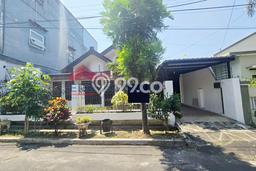 PILIHAN TEPAT! Rumah kawasan , 2 KM, Dekat Mall, LT 176m2m² Bangunan 140m2m² PILIHAN TEPAT! Rumah kawasan , 2 KM, Dekat Mall, LT 176m2m² Bangunan 140m2m²