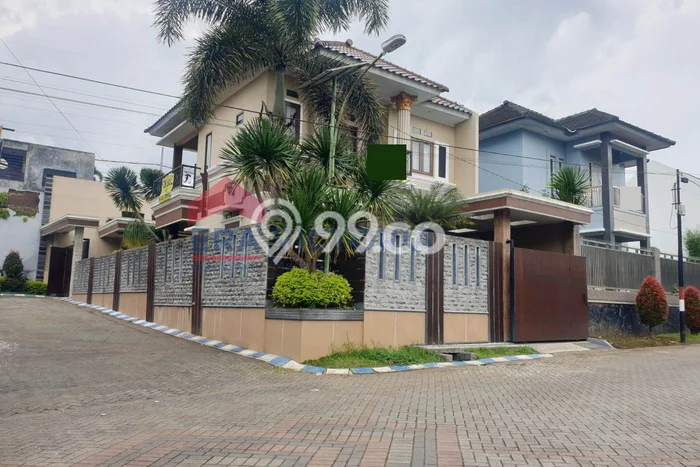 Hunian Eksklusif Siap Huni LT 230m2 di Batu, Batu Hunian Eksklusif Siap Huni LT 230m2 di Batu, Batu