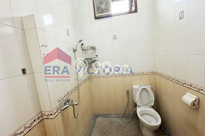 Rumah di , Dekat Stasiun, 4 KM, LT 540m2m² LB 432m2m² Rumah di , Dekat Stasiun, 4 KM, LT 540m2m² LB 432m2m²