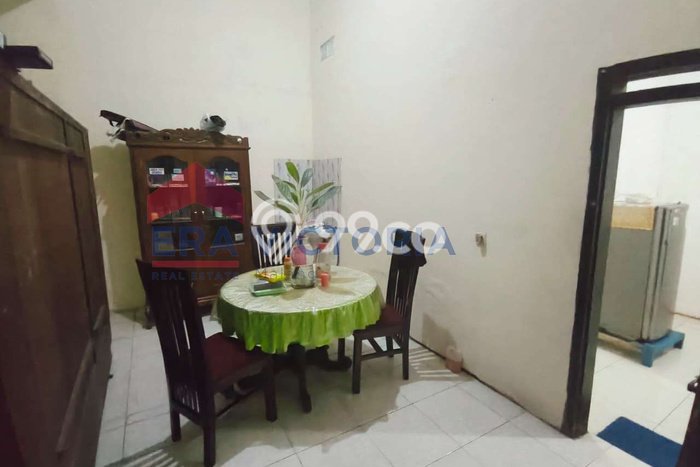 Hunian Cantik Modern Lb 250m2 di Pakis, Malang Hunian Cantik Modern Lb 250m2 di Pakis, Malang