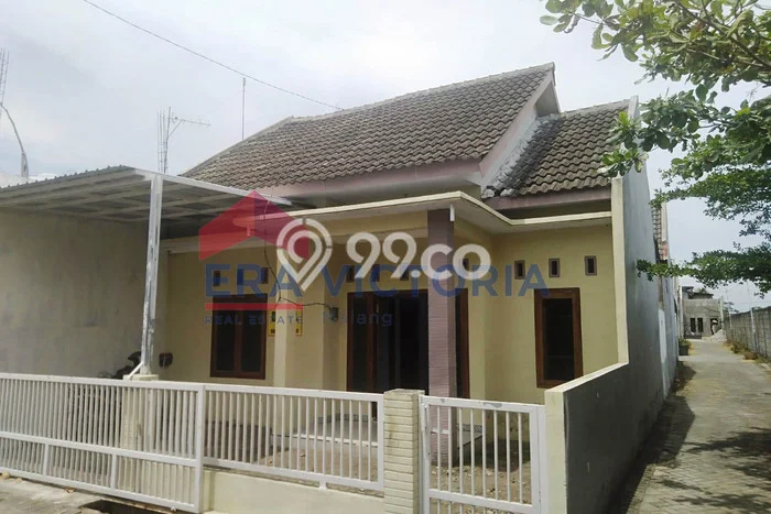 Hunian Strategis 3 KT LB 54m2 Kondisi Bagus di Kediri Hunian Strategis 3 KT LB 54m2 Kondisi Bagus di Kediri