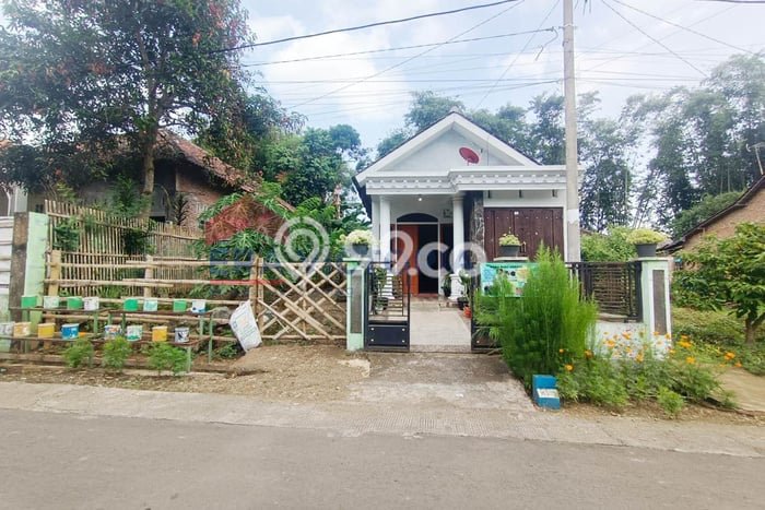 Rumah Modern Minimalis 3 KT Bisa Langsung Pindah di Tumpang Rumah Modern Minimalis 3 KT Bisa Langsung Pindah di Tumpang