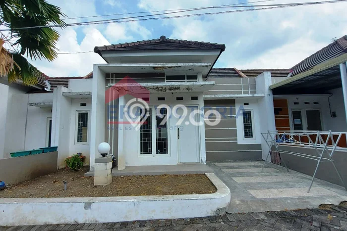 Rumah Modern 2 KT di Batu Malang Unfurnished Rumah Modern 2 KT di Batu Malang Unfurnished