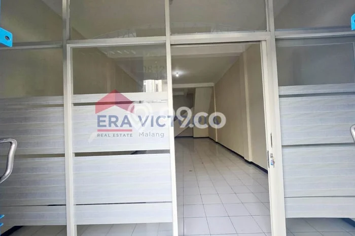 LOKASI STRATEGIS! Ruko Kawasan , Luas 120m2m², Area Berkembang, Siap Bisnis LOKASI STRATEGIS! Ruko Kawasan , Luas 120m2m², Area Berkembang, Siap Bisnis