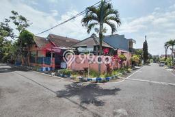 Rumah Modern Minimalis 9 Kamar Bisa Langsung Pindah di Lowokwaru Rumah Modern Minimalis 9 Kamar Bisa Langsung Pindah di Lowokwaru