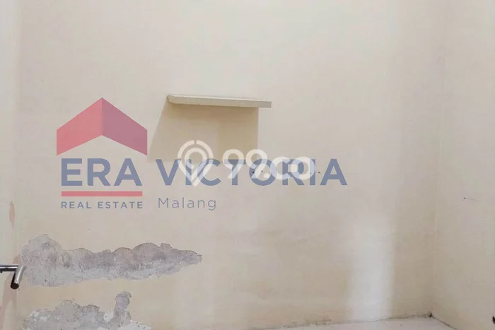 Lokasi terbaik! Rumah siap pakai dikontrakkan di Sukun LB 200m2 Lokasi terbaik! Rumah siap pakai dikontrakkan di Sukun LB 200m2