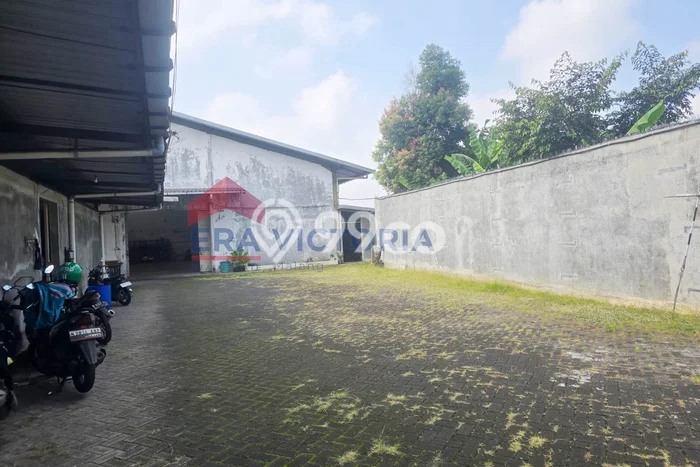 Dijual! Gudang di Bandulan Malang LT 2037m2 / LB 1000m2 Kawasan Bisnis Dijual! Gudang di Bandulan Malang LT 2037m2 / LB 1000m2 Kawasan Bisnis