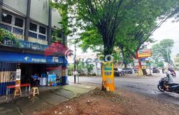 Area Strategis! Disewakan Ruko Lokasi Blimbing, Malang Cocok untuk Bisnis Area Strategis! Disewakan Ruko Lokasi Blimbing, Malang Cocok untuk Bisnis
