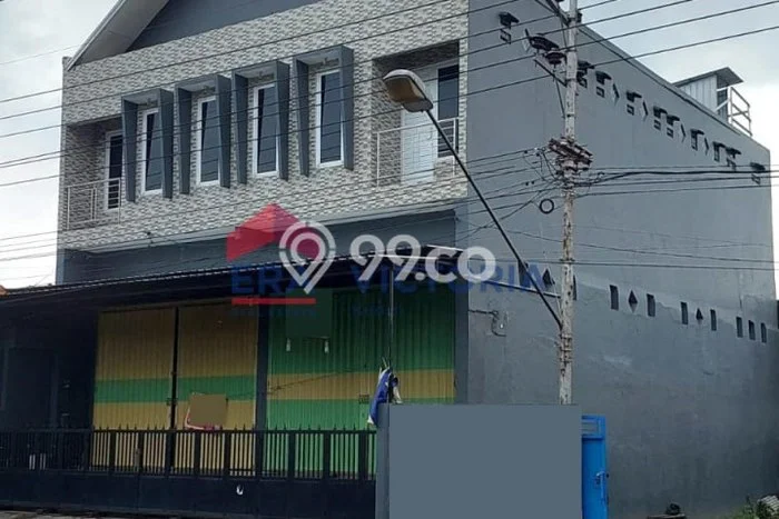 Disewakan Ruko di Kawasan Ramai Kediri Luas 173m2 Disewakan Ruko di Kawasan Ramai Kediri Luas 173m2