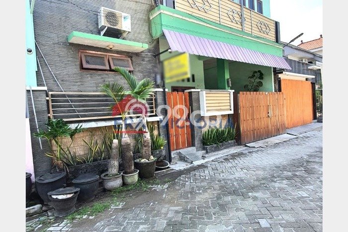 LOKASI PREMIUM! Rumah Berkembang di Ngasem, Luas 94m2m² Bangunan 162m2m² LOKASI PREMIUM! Rumah Berkembang di Ngasem, Luas 94m2m² Bangunan 162m2m²