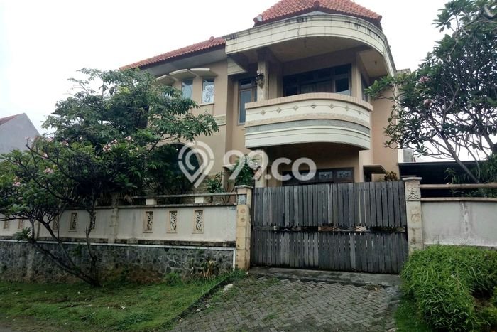 Rumah Disewakan Malang LT 350m2 LB 400m2 Area Villa Puncak Tidar Rumah Disewakan Malang LT 350m2 LB 400m2 Area Villa Puncak Tidar
