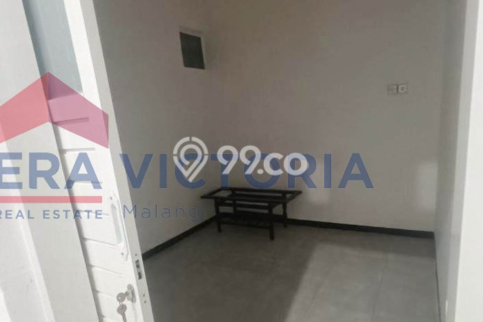 Rumah sewa siap pakai 3 Kamar Tidur di Surabaya Kota, Surabaya Rumah sewa siap pakai 3 Kamar Tidur di Surabaya Kota, Surabaya