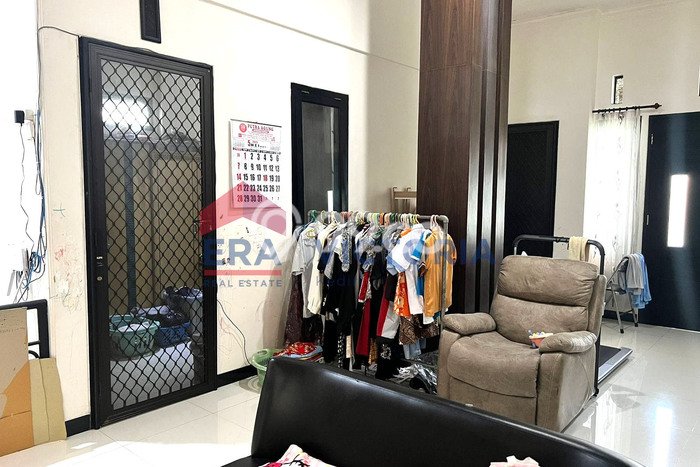 Rumah Mewah 5 Kamar Tidur Akses Mudah di , Kediri Rumah Mewah 5 Kamar Tidur Akses Mudah di , Kediri