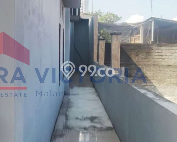 Unit Ruko Dijual di Malang LT 761m2 & LB 1000m2 Unit Ruko Dijual di Malang LT 761m2 & LB 1000m2