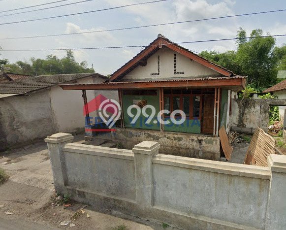 Kesempatan Emas Memiliki Rumah LT 460m2m² / LB 70m2m² di Pusat Kota , Kediri Kesempatan Emas Memiliki Rumah LT 460m2m² / LB 70m2m² di Pusat Kota , Kediri