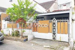 PENAWARAN TERBATAS! Rumah Premium di , Luas 102m2m² Bangunan 80m2m² PENAWARAN TERBATAS! Rumah Premium di , Luas 102m2m² Bangunan 80m2m²