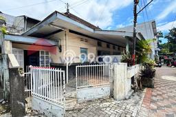 Siap Huni Rumah Mewah 21 Kamar di Klojen Dekat ke Mana Saja Siap Huni Rumah Mewah 21 Kamar di Klojen Dekat ke Mana Saja