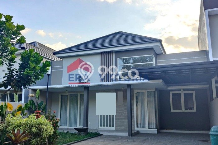 Rumah Akses Mudah di , Kediri, Luas 210m2m² LB 106m2m² Rumah Akses Mudah di , Kediri, Luas 210m2m² LB 106m2m²