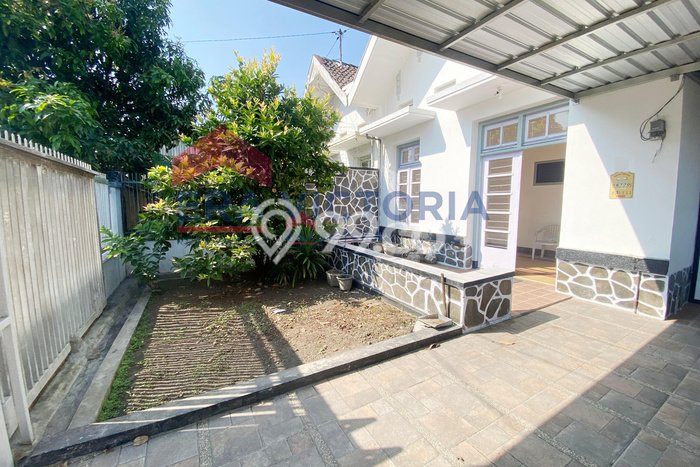 Rumah Minimalis LT 191m2m² Siap Huni di , Dekat Tempat Strategis, Malang Rumah Minimalis LT 191m2m² Siap Huni di , Dekat Tempat Strategis, Malang