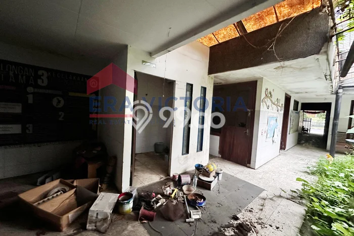 BEST PRICE! Rumah di Blimbing, Dekat Fasilitas, 0 KM, LT 583m2m² Bangunan 700m2m² BEST PRICE! Rumah di Blimbing, Dekat Fasilitas, 0 KM, LT 583m2m² Bangunan 700m2m²