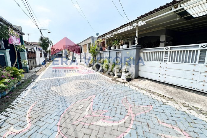 Jual Rumah Bagus Siap Huni LB 120m2 di Pakis, Malang Jual Rumah Bagus Siap Huni LB 120m2 di Pakis, Malang